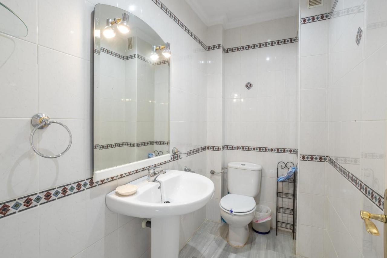 Las Flores 5 - Large Townhouse Nerja Bagian luar foto