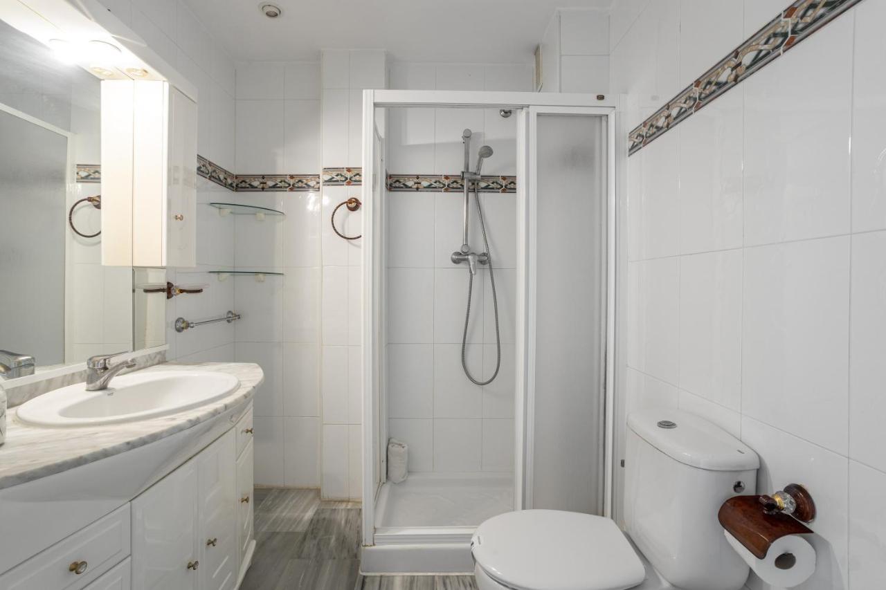 Las Flores 5 - Large Townhouse Nerja Bagian luar foto